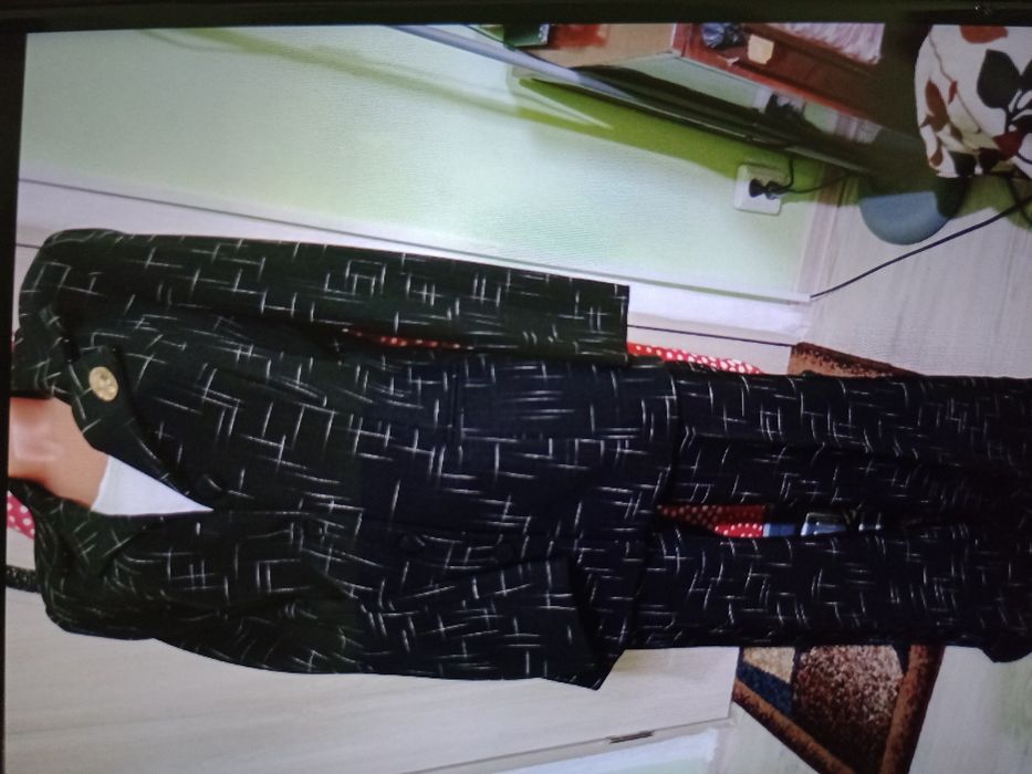 Costume cu pantaloni și fusta, sacouri, jachete, rochii