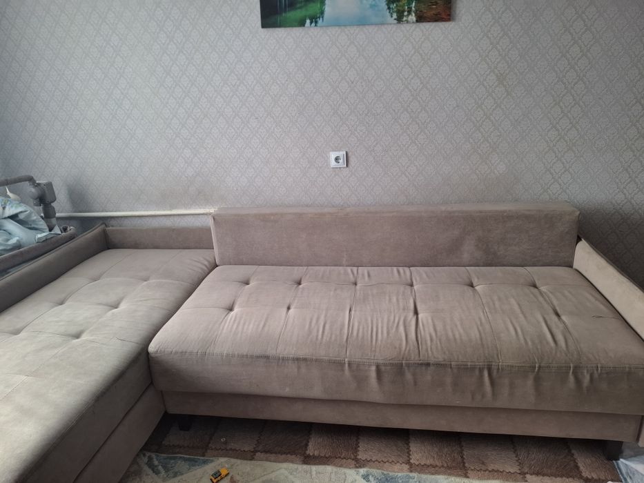 Продам срочно диван