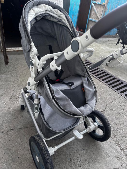 Продам коляску в отличном стостоянии