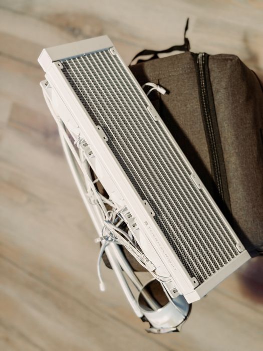 Thermalright Frozen Notte 360 ARGB răcitor cu apă – Alb