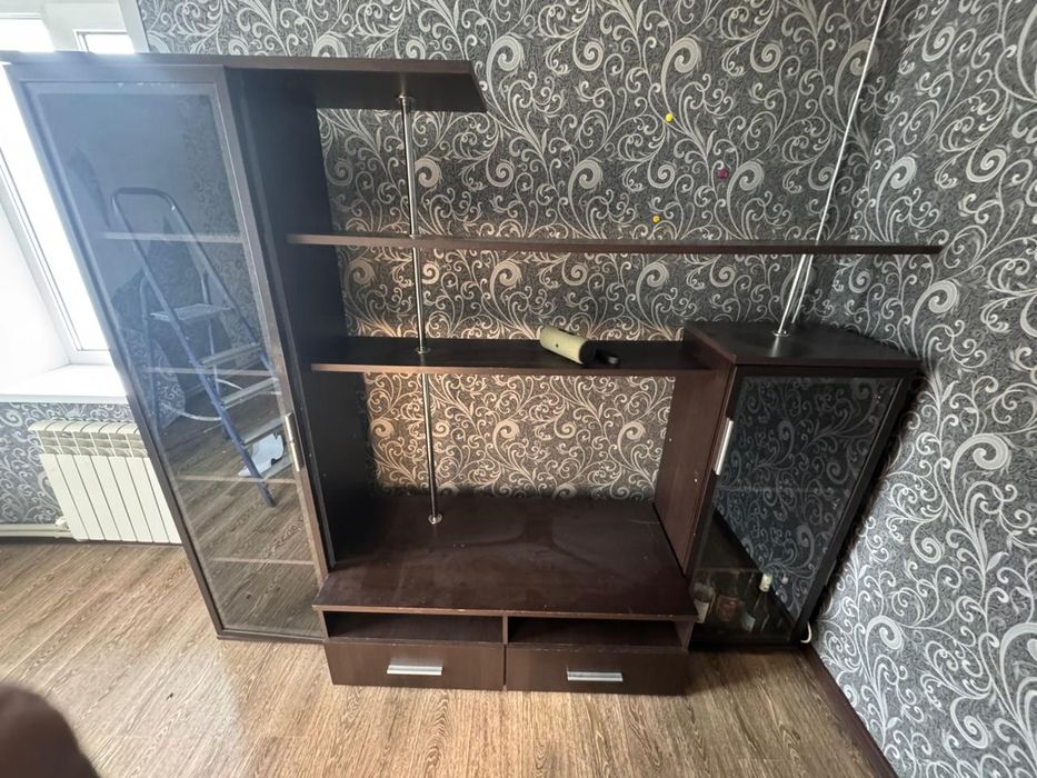 Продам горку под ТВ