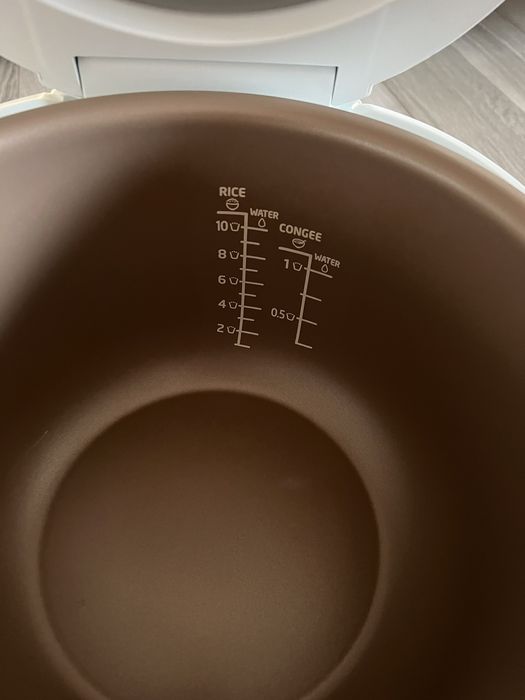 Мултикулър Fhilips HD 3037