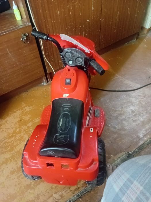 Продам детский мотоцикл на аккумуляторе