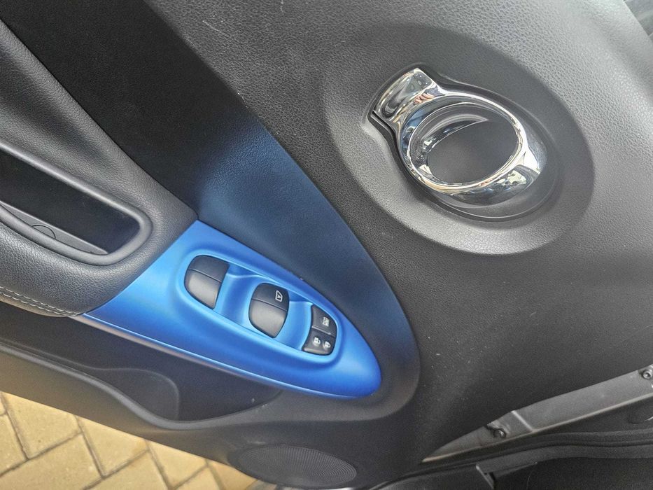 Auto Nissan Juke - 2019