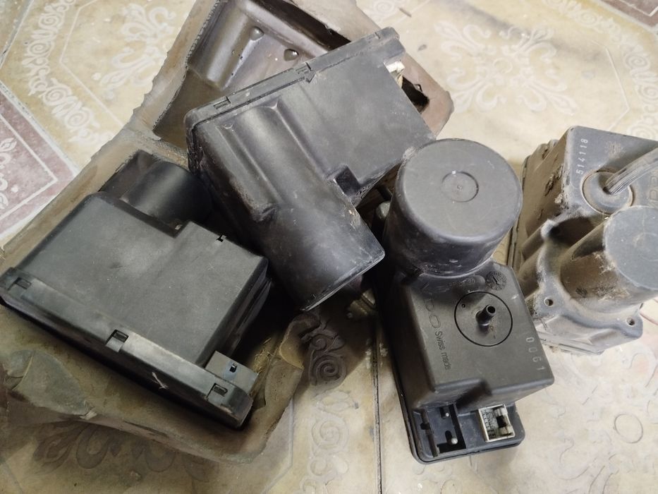 Компрессор центральныи замка