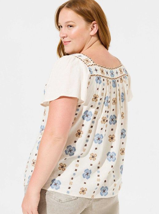 TORRID. США. Plus size. 3XL. Блузка с вышивкой