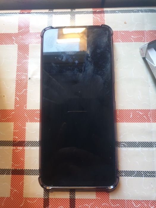 Vind redmi 14 c în stare buna