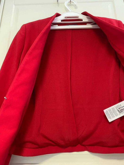 Montego - Червено сако