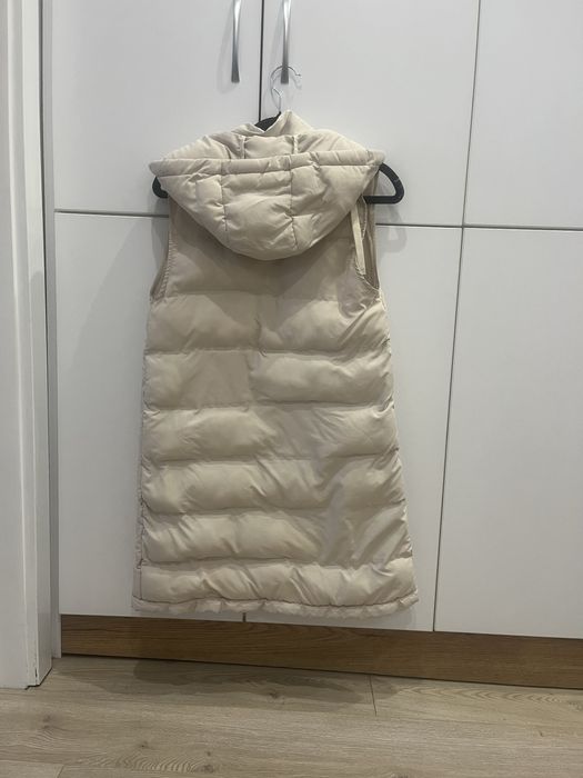 Дълъг бежов елек ZARA