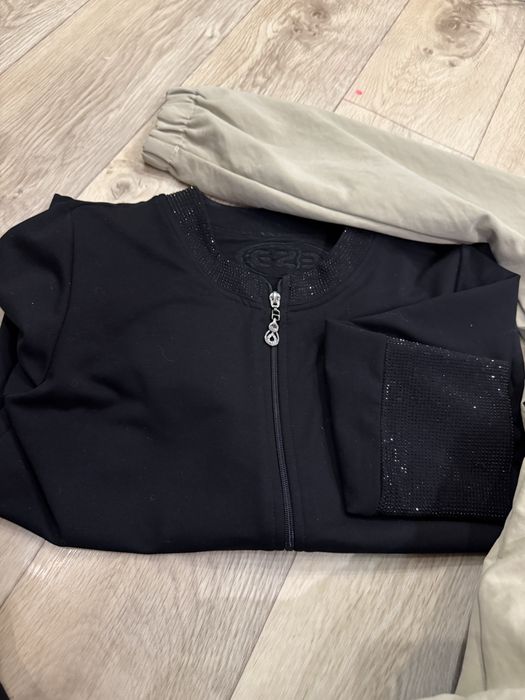 Освобождаю шифоньер вещи.  Все по 1000,2000