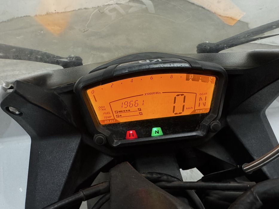 Moto A2 Hyosung GD250R