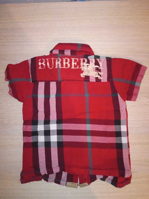 Детска риза  с къс ръкав .