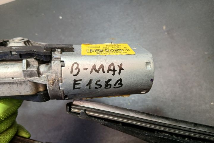 Motoras stergator luneta AV61-17K441-AC AV61-17K441-AC Ford B-MAX pri