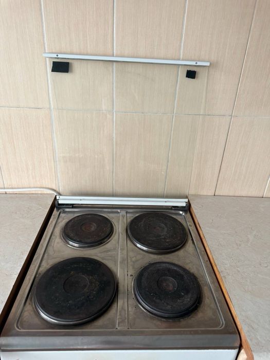 Электричкская плита