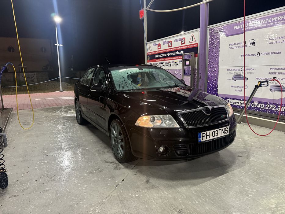 Vând Skoda Octavia vRS, an 2006, motor 2.0 TFSI benzină 200 CP, cutie manuală, 260.000 km.