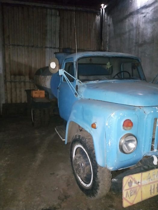 Топливозаправщик автоцистерна