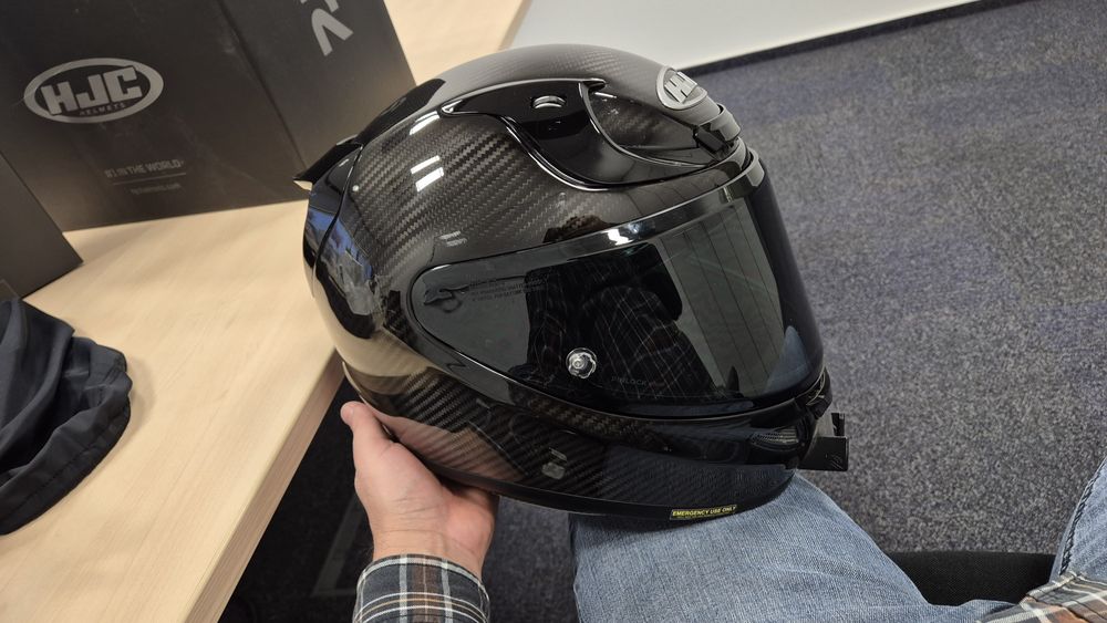 Casca HJC Rpha 12 carbon