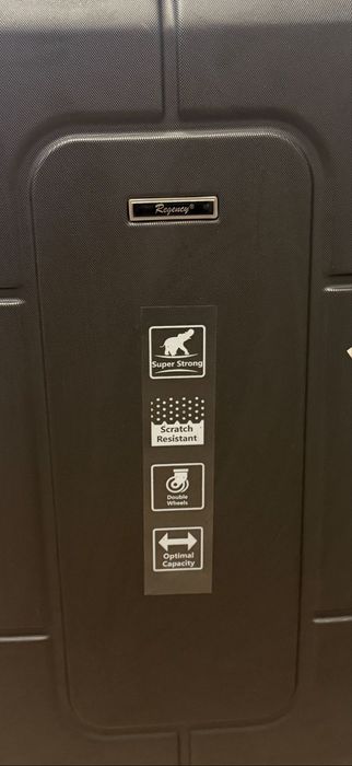 Продам чемодан размера L