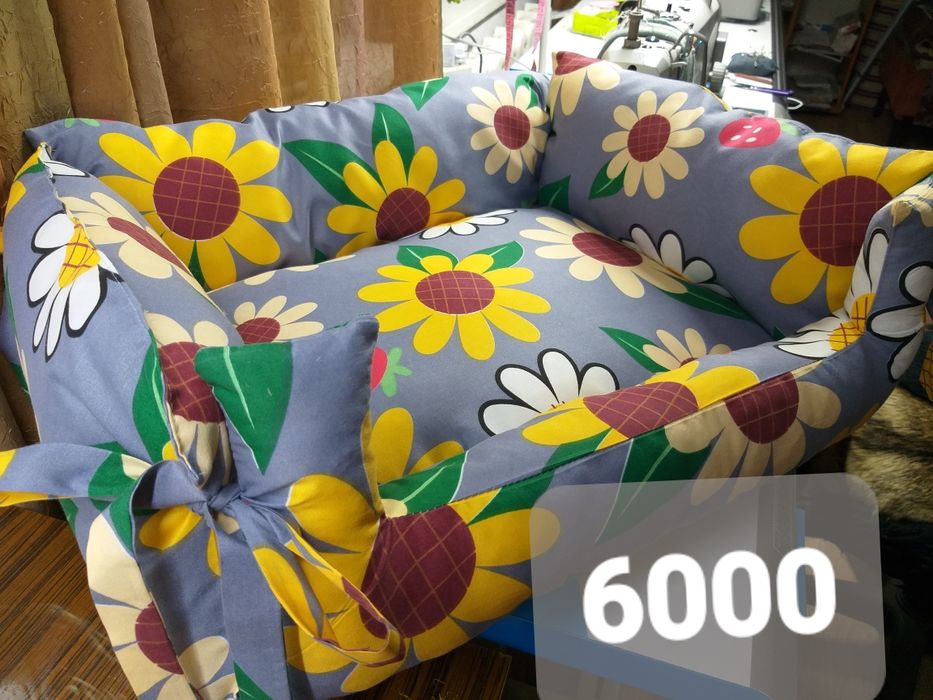 Лежаки для кошек и собак