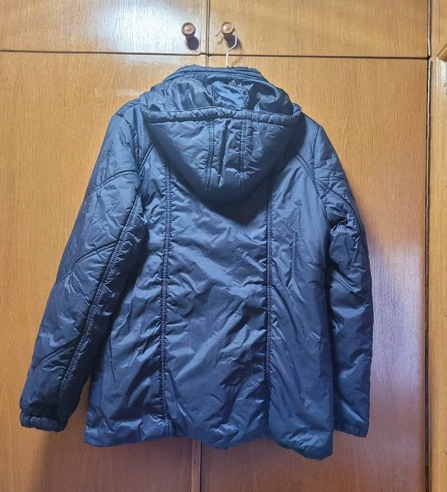 Geacă fâș de damă cu glugă detașabilă - mărimea M-L, stare excelentă!