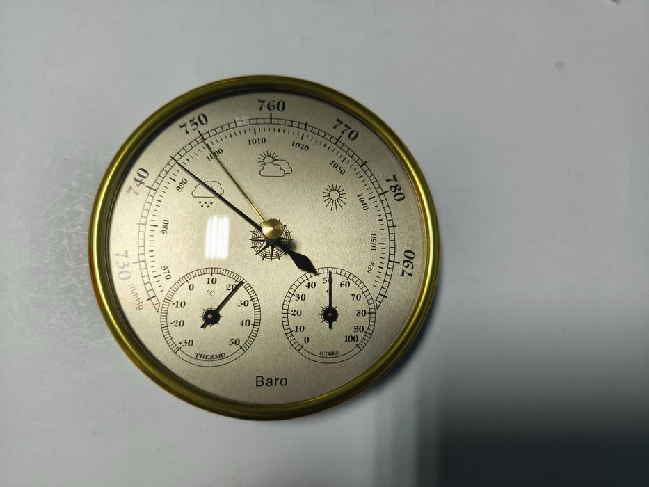 Barometru cu higrometru si termometru analog