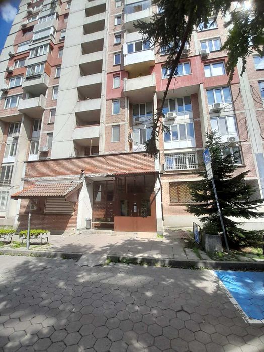 4 стаен апартамент