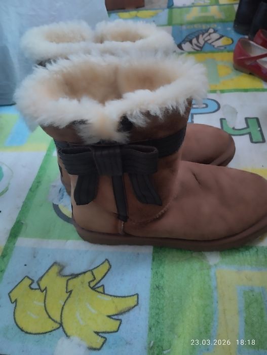 Угги отдам 39-40 размер