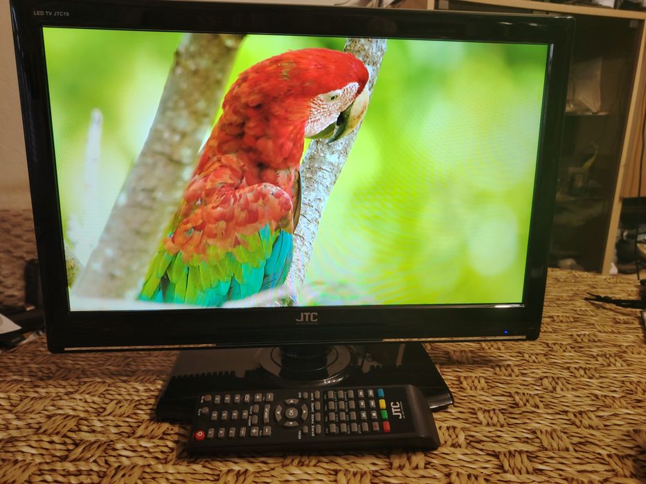 LED TV JTC 18.5" 12v/220v