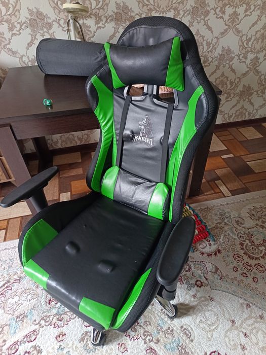 Игровое кресло продам