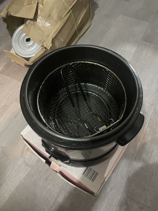 Продам фритюрницу