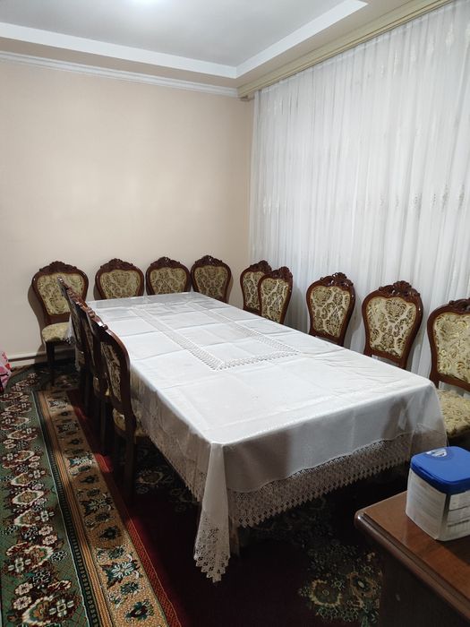 Stol stulla sotiladi holati yaxshi