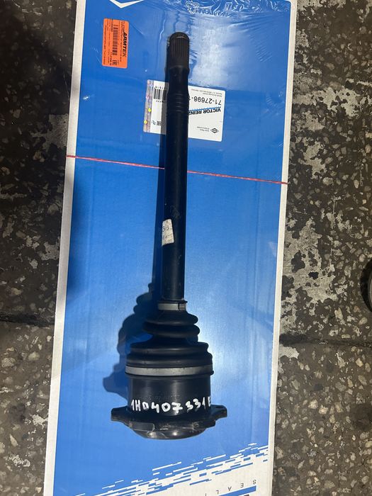 Продам привод взборе от vw Golf оригинал.