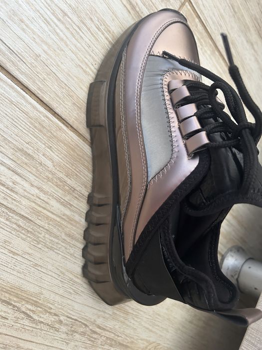 Дамски обувки