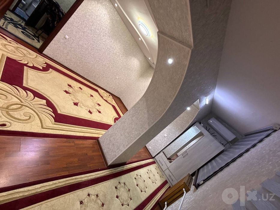 Uy sotiladi Algaritm 31 2/3xona 2etaj 4 etajli g'ishtli dom