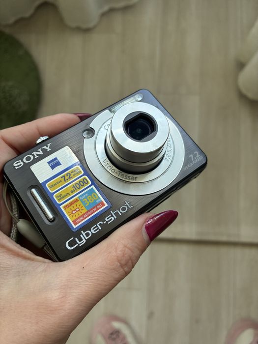 Aparat foto compact Sony Cyber-Shot dsc-w55