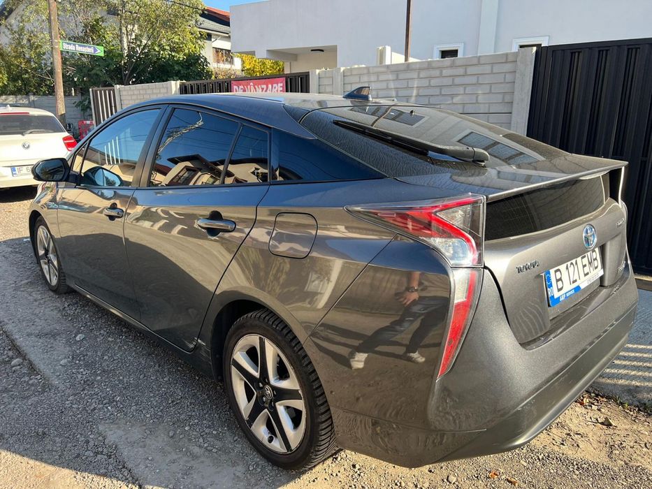Toyota Prius G4 2016