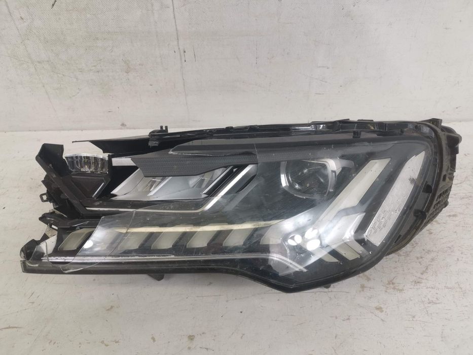 Ляв фар Led Ауди Q7 / Lqv far Led Audi Q7 4M [фейслифт] Оригинален Ава