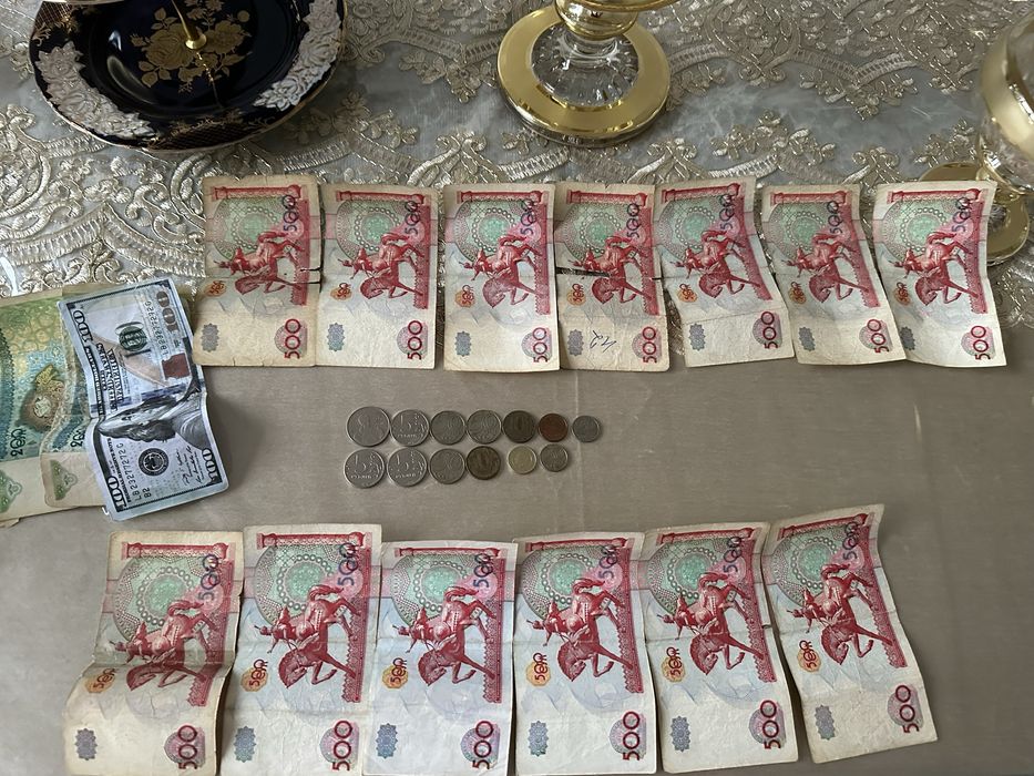 500 so'm va 200 so'm, Tangalar faqat sotiladi sotib olinmidi