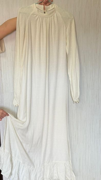 Продам брендовые платья