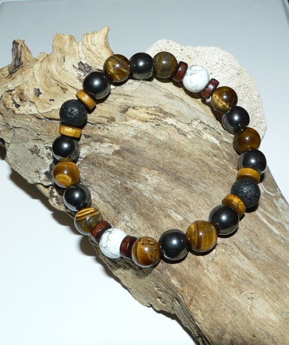 Стилна мъжка гривна от полускъпоценни камъни и минерали ръчна изработк