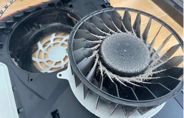 PS4 PS5 перегревается Чистка Замена термопасты