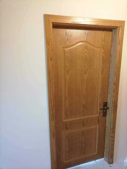 Монтаж на интериорни и входни врати