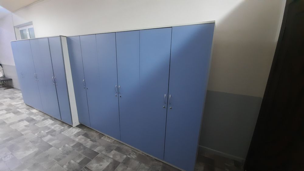 Продаётся  шкаф для раздевалки  спорт секции