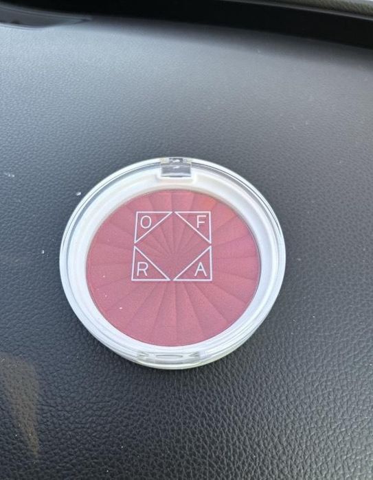 Руж на OFRA. Blush- Candy apple