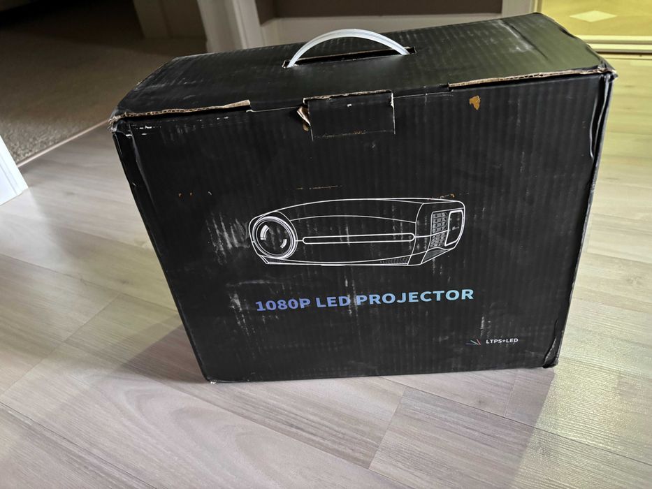 Проектор для кинотеатра премиум класса