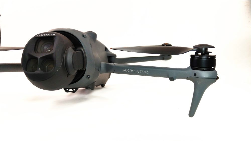 DJI Mavic 4 pro combo RC2 квадрокоптер