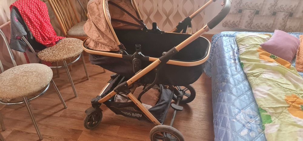 Коляска детская прогулочная