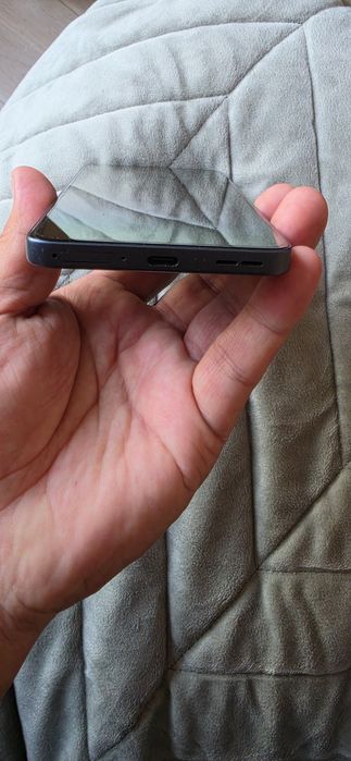 Срочно продам телефон