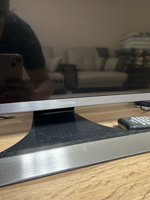 Телевизор SAMSUNG