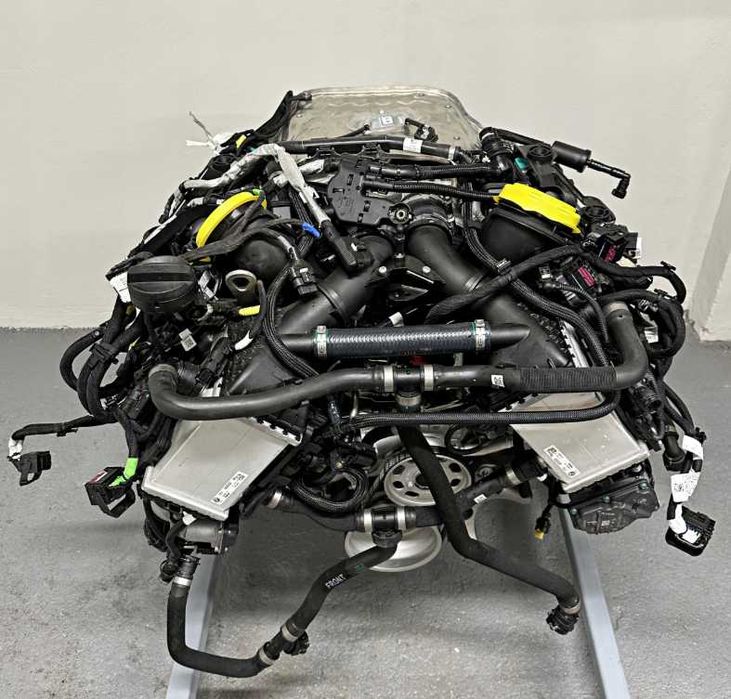 Нов 0км Двигател комплект S68B44A S68X BMW F95 F96 LCI G07 G70 X5M X6M